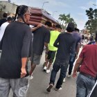 Amigos del occiso le dieron una despedida muy particular.