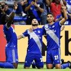 Roberto Ordónez anotó el gol del empate para Emelec, pero terminó expulsado.