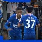 Fidel Martínez, en el instante en que entra a debutar con su nuevo equipo.