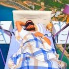 Una escena del parapente sobre una cama