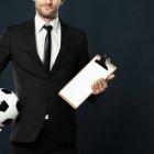 Los analistas de video cumplen una función importantísima en el proceso.