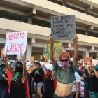 Los marchistas levantaban carteles en los que apelaban su derecho a decidir.