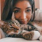 El gatito fue adoptado en la fundación Rescate Animal.