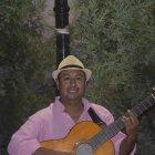 Desde que era pequeño al imbabureño le gustaba la música porque en su familia son artistas.