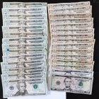 Dos billetes falsos habría detectado la clienta del banco al ir a cambiar un cheque.