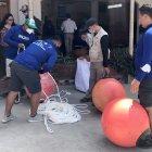 Los técnicos y guardaparques hicieron prácticas sobre cómo actuar ante una emergencia donde se vea afectada las especies de gran tamaño.