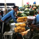 Existen gastos prioritarios como la alimentación. Comer fuera puede sustituirse para generar ahorro. 





Agencia (ag-extra ag-expreso ag-quito)