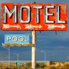 Referencial. El esposo pretende denunciar a su mujer infiel.