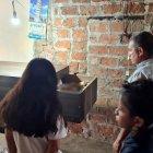 En un cofre donado por las autoridades municipales sepultaron a la madre de familia.