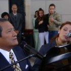 Manzanero tocó el piano en la boda de Betty, la fea.