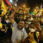 Toda la felicidad de la gente amarilla en la Nueve de Octubre y Boyacá.