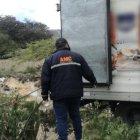 El conductor del camión fue multado por ensuciar la quebrada.