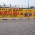 De locos, una pared pintada en homenaje a la estrella 16 del Barcelona.