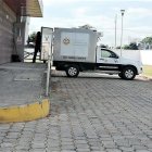 El cuerpo fue trasladado hasta el Centro Forense de Machala.