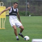 Carlos Garcés fue contratado por Barcelona para reforzar la delantera.