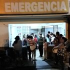 Los hospitales y centro médicos se llenaron por la intoxicación masiva en Santa Rosa.