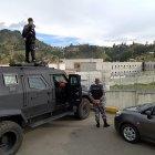 El reclusorio estaba cercado por agentes de la Policía.