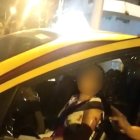 La señora recibió dos impactos de bala mientras conducía su vehículo en el sur de Guayaquil.