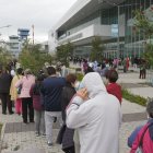 Los adultos mayores fueron al Bicentenario e hicieron largas filas.