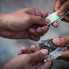 Se presume que los detenidos vendían la droga con la modalidad de intercambio de manos.