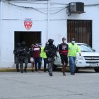 Los sospechosos del secuestro del extranjero fueron presentados por la Policía.