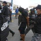 Alvarito confesó que le disparó a Ruales. Dio su versión con un chaleco antibalas.