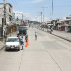 En el noreste de Guayaquil, policías, militares y agentes de la ATM realizan controles.