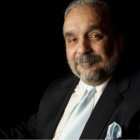 Willie Colón, salsero de origen puertorriqueño.