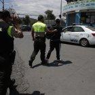 Mientras controlaban el toque de queda, los  policías se encontraron con dos sujetos quienes pretendían robar motos con un aparato.