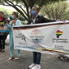 La cita fue en la Plaza San Francisco donde se reunieron para hablar, entre otras cosas, de sus derechos.