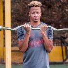 Byron Castillo en el entrenamiento de Barcelona del 2 de mayo del 2021