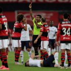 Ni la expulsión de William Arao hizo que los universitarios se animen a tener una vocación ofensiva para dar el golpe en el Maracaná.