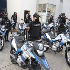 La dotación de equipos a los policías es una de las estrategias para combatir a la delincuencia, pero debe aumentar la rapidez de respuesta a las alertas.