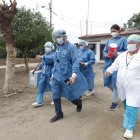 Los brigadistas debieron transitar por más de 3 horas en carro por un camino de tierra, hasta llegar al recinto Nariz del Diablo.