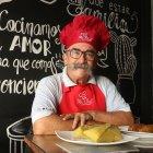 Carlos Uquillas inició un negocio de comida junto a su socia Jéssica Troya el 28 de junio, en Mucho Lote etapa 4, norte de Guayaquil.