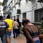 Los sospechosos fueron llevados ante las autoridades judiciales.