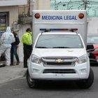 El cadáver fue localizado al interior del local de venta de accesorios de autos.