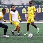 Los jugadores de Barcelona se alistan para visitar a Vélez, en los octavos de final de la Copa Libertadores.