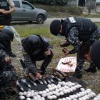 La Policía encontró dentro del vehículos 119 explosivos y 8 morteros.