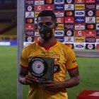 Jonathan Perlaza y su gol que lo llevó a ser el mejor jugador del partido.