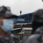 La policía y otros grupos de élite tomaron el control tras el motín.