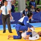 La judoca Estefanía García ganó su combate en los -63kg en los juegos Bolivarianos.