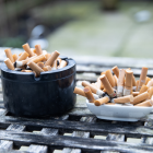 Referencial. Según la OMS, los dispositivos fomentan a que en un futuro los adolescentes sean adictos al cigarrillo.