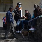 La mañana de ayer, los familiares retiraron los restos de Rony Vega en la morgue.