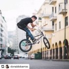 El deportista es la promesa de su país en BMX.