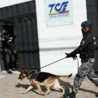 Miembros del Grupo de Intervención y Rescate (GIR) intervinieron en las instalaciones del Tribunal Contencioso Electoral.