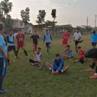 Los jóvenes entrenaban cuando los maleantes llegaron a despojarlos de sus pertenencias.