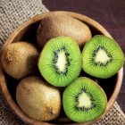 El kiwi se ha introducido en la gastronomía de sal.