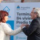 Los primeros mandatarios de Argentina comparten no solo el mismo apellido paterno, sino también