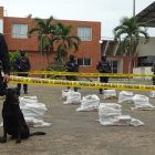 La Policía mostró la droga capturada.